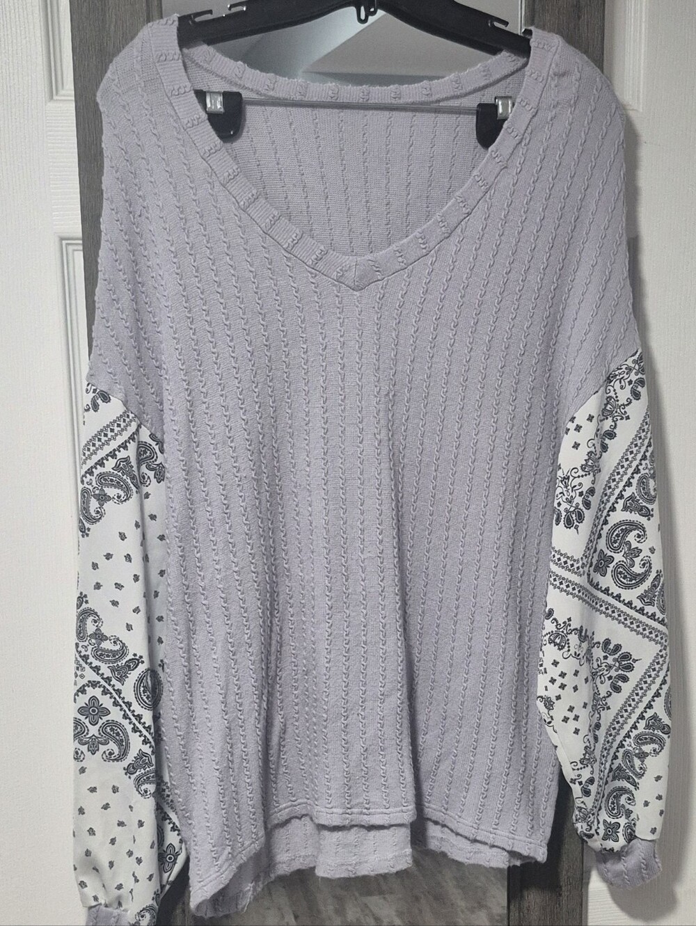 SHEIN Grey V-Neck Knit Top with Printed White  Sleeves